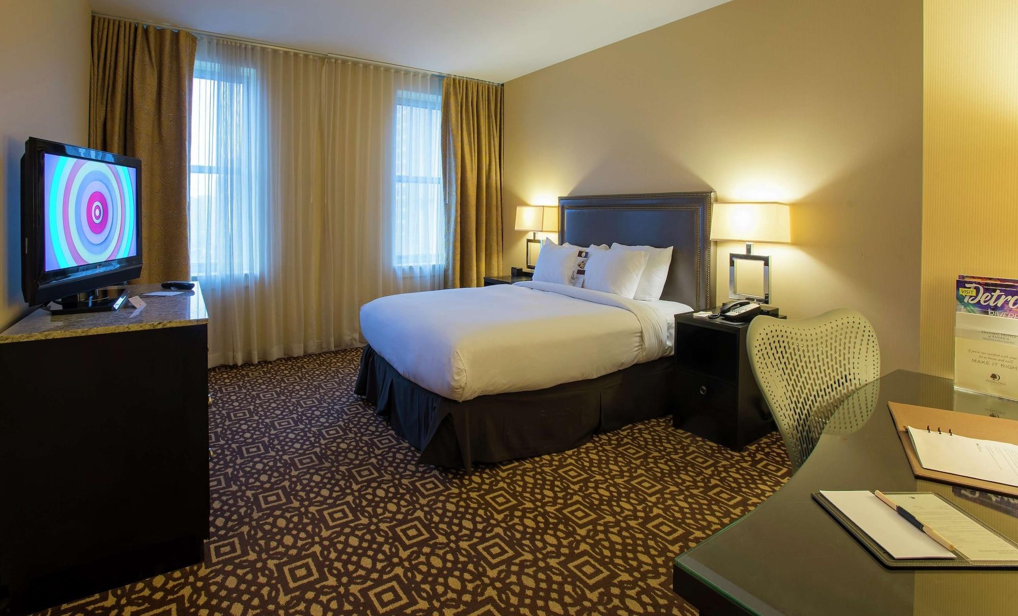 Doubletree Suites By Hilton Hotel Detroit Downtown - Fort Shelby Exterior photo